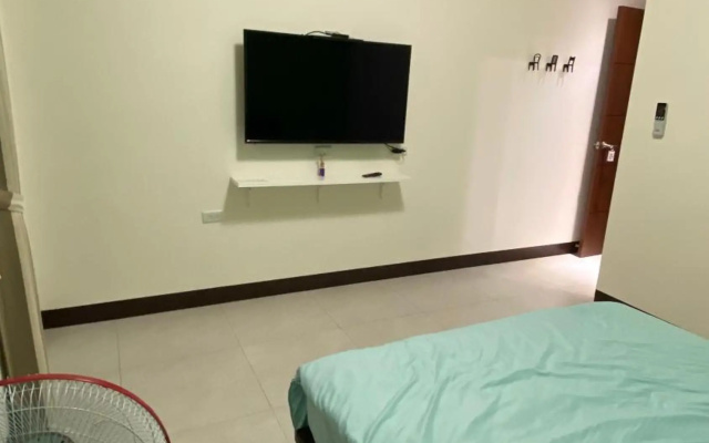 Murakami Travel Guest House