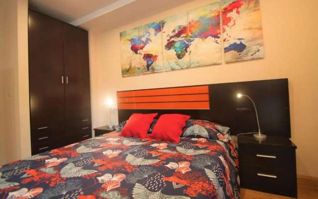 Modern CasaTuris Apartment with Castle Views A131