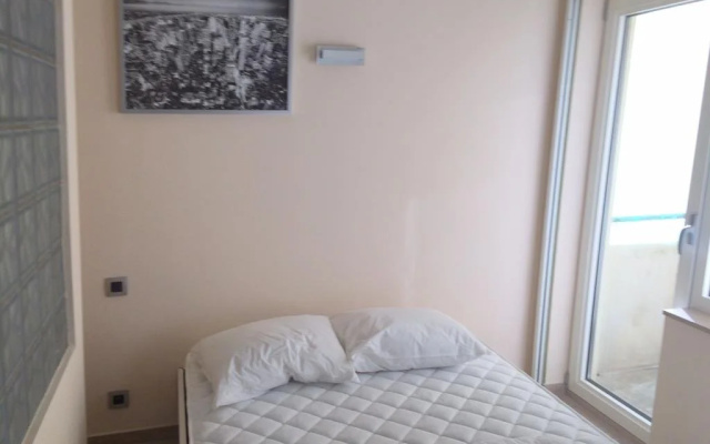 Golden Trust Apartments