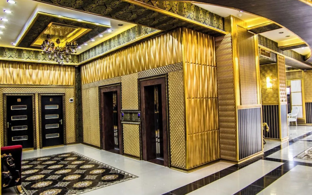 Golden Plaza Hotel