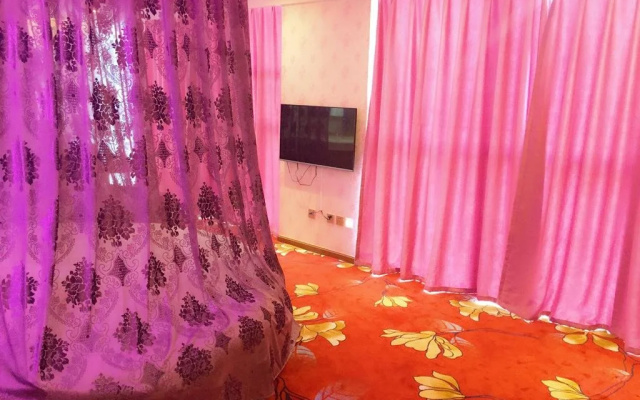 Hua Man Hotel