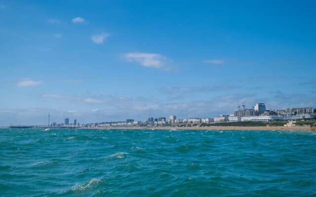 Отель Heart of Brighton Town Centre by 9S Living Брайтон