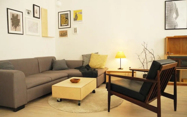 Harsfa 18 Apartment