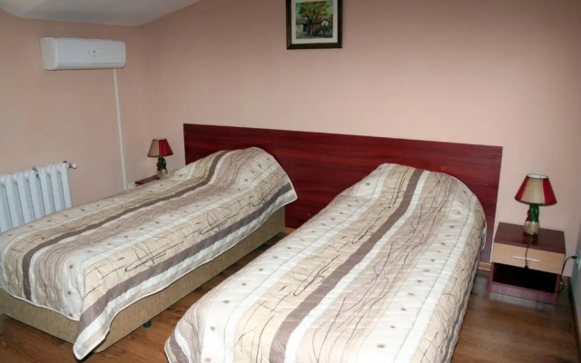 Interrum Hotel