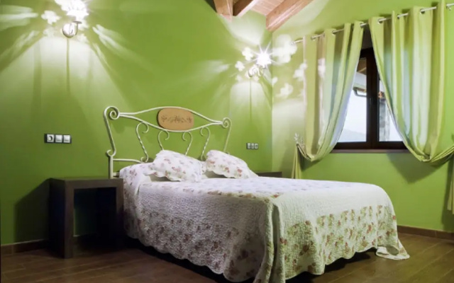 Apartamentos Rurales El Fresnu