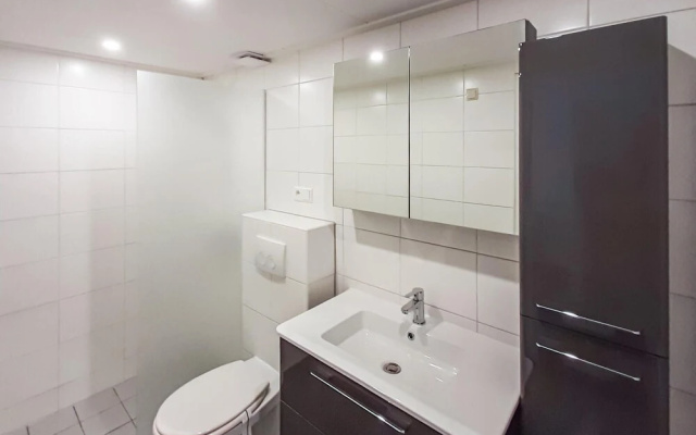Amazing Home in Bruinisse With 2 Bedrooms and Wifi