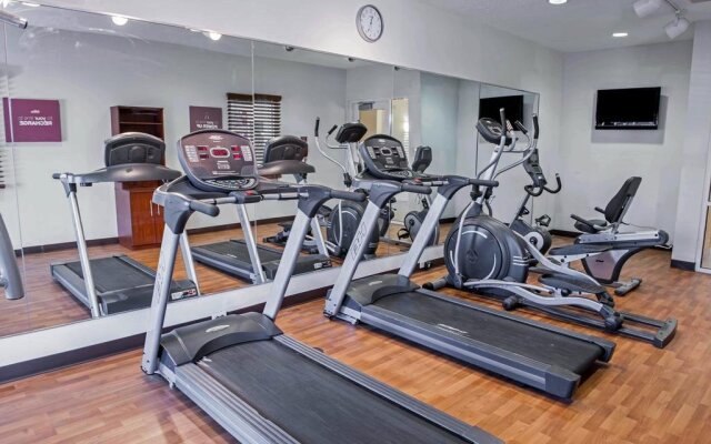 Comfort Suites Southport In Indianapolis United States Of America