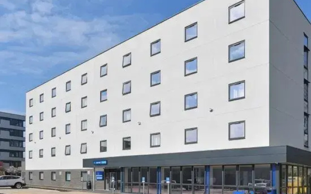 Travelodge Poole North