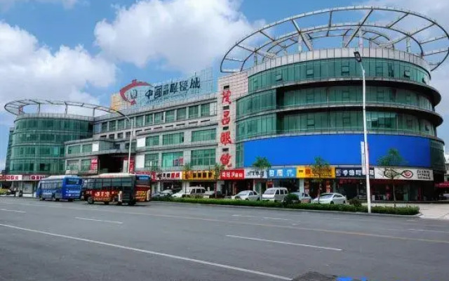 Orange  Hotel