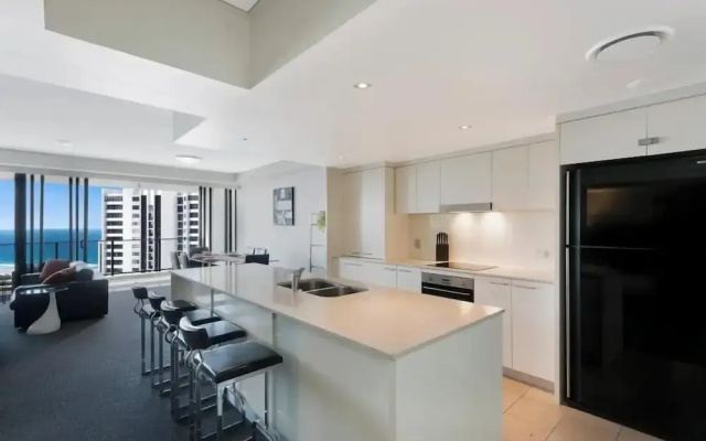 Sky Lounge 4BR Sub Penthouse