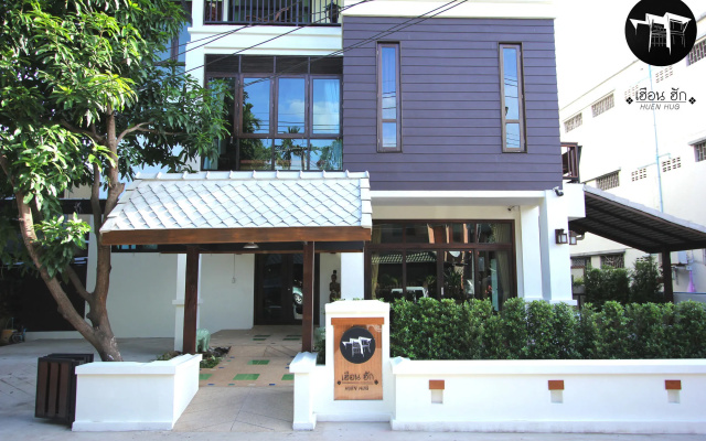 Huen Hug Chiang Mai