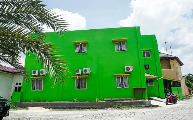 OYO Life 2918 Kost Arrazaq