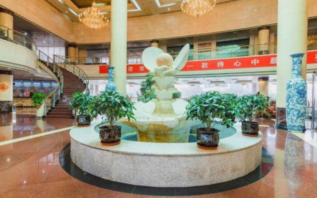 Succeed Hotel