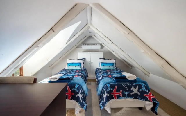 Quainton Guest Lodge