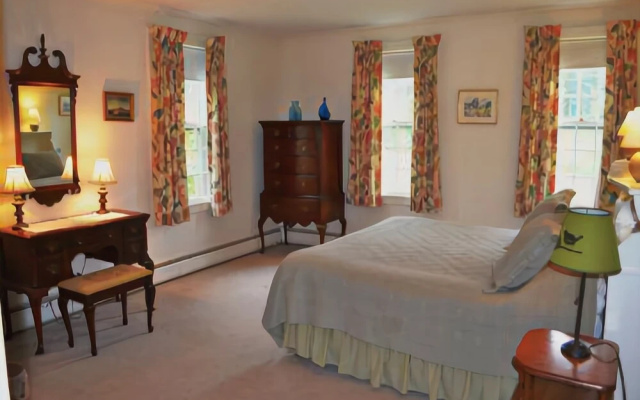 Whereaway - One Bedroom Home
