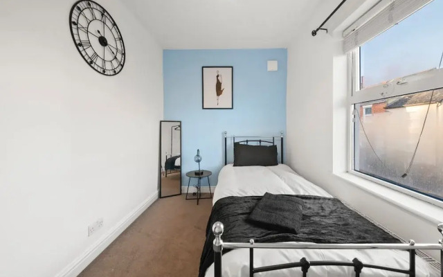 Contractor 3-bed Long-stay Discounts & Parking