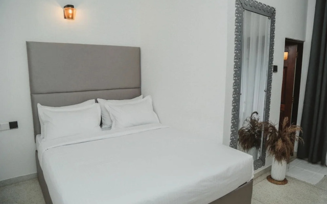 Omenco Hotel Nuwaraeliya