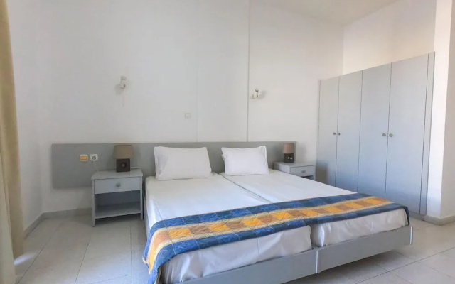 Lefteris Insta-worthy Studio With Balcony
