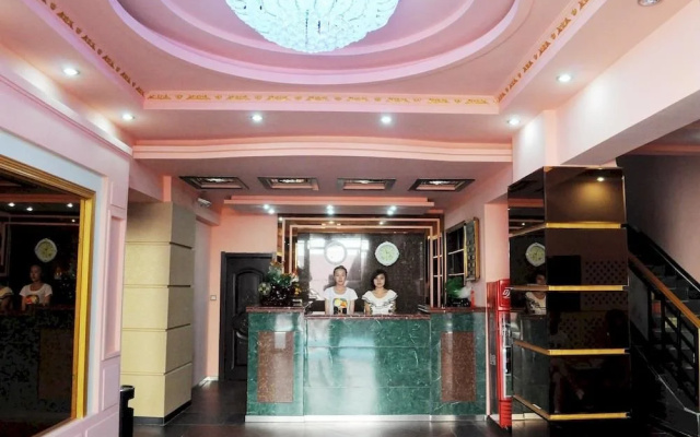 Zhuo Ya Boutique Hotel(蛟河卓亚精品酒店)