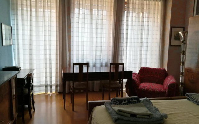 big room in Milano center