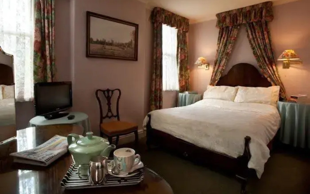 Belmont Hotel
