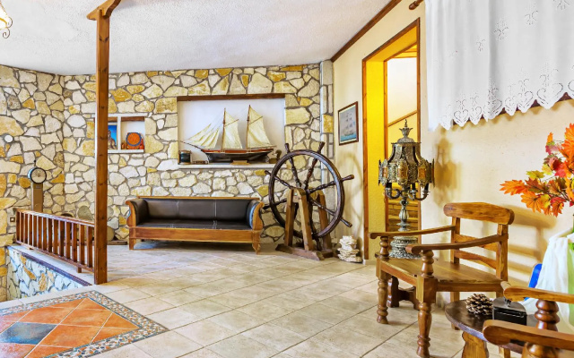 Xenios Loutra Village Karnagio