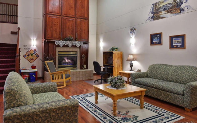 Country Inn and Suites Dubuque