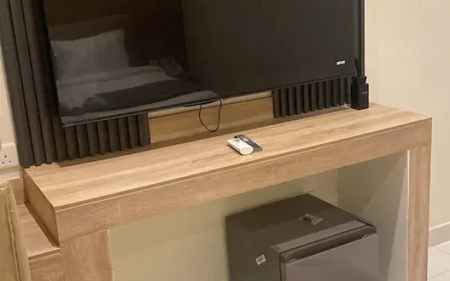 Adar Hotel