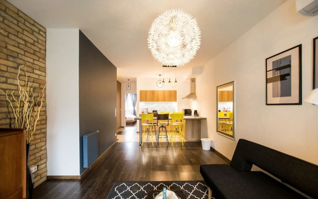 Corvintage Apartments