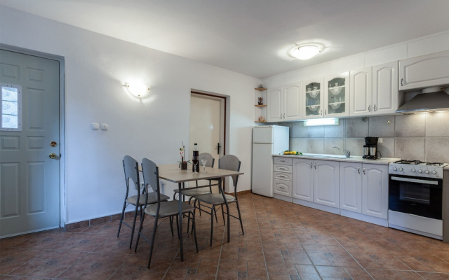 Oldtown Apartment Apola 1