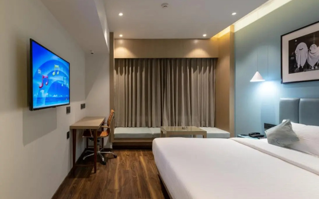 Hotel Regal Grand