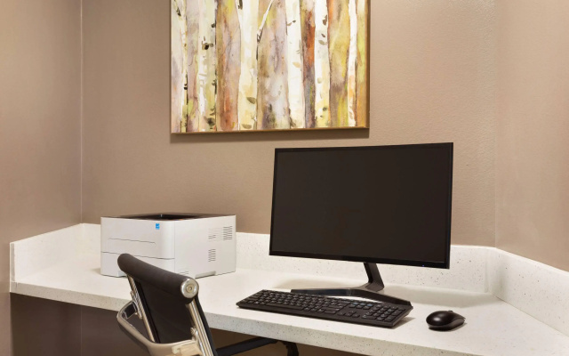 Hawthorn Extended Stay by Wyndham Saint Robert
