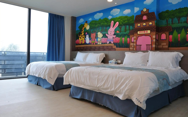 Qian Qian Riverside B&B