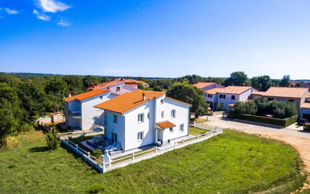 Apartments Alba