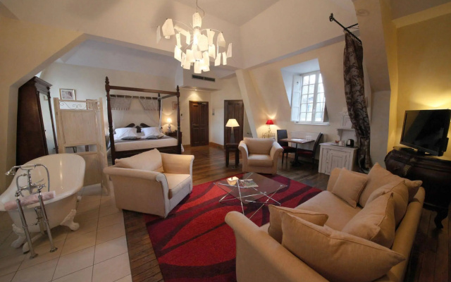 Hôtel Littéraire Stendhal et Spa