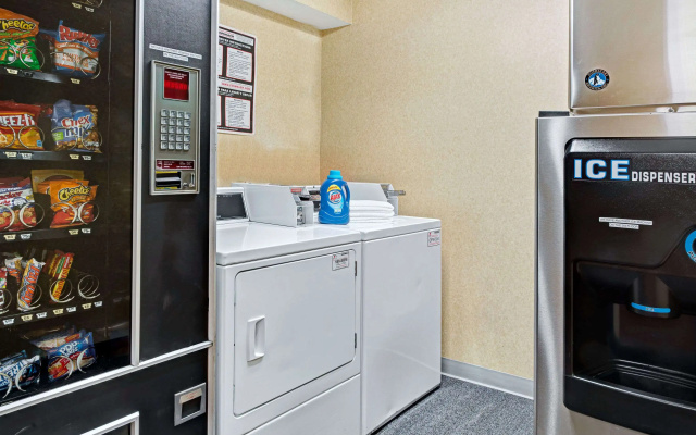 Baymont by Wyndham Indianapolis