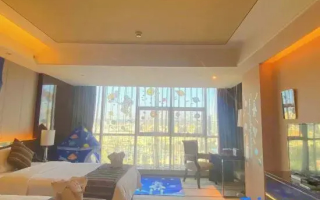 Shilin Huaxin Muyang Hotel (Shilin Passenger Transport Terminal)