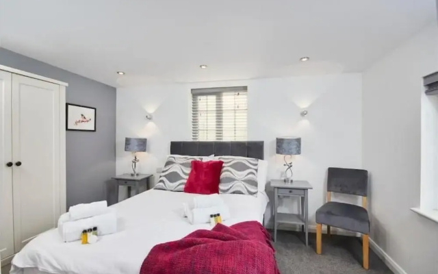 Gateway Mews