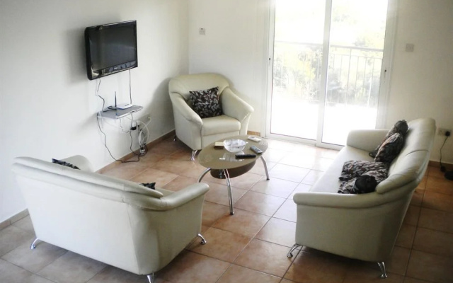 Peyia Villas