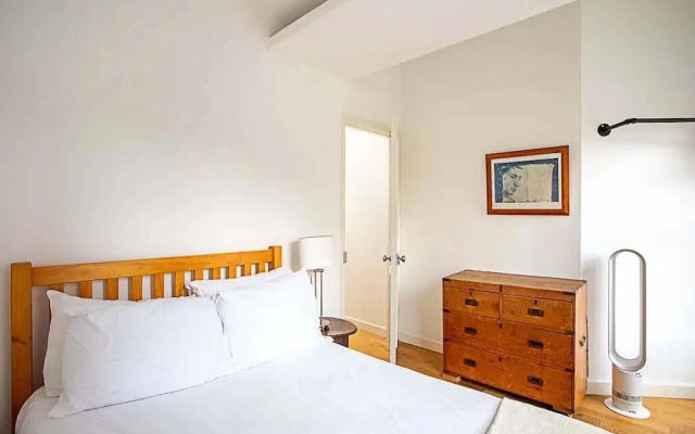 Farringdon Leo Loft