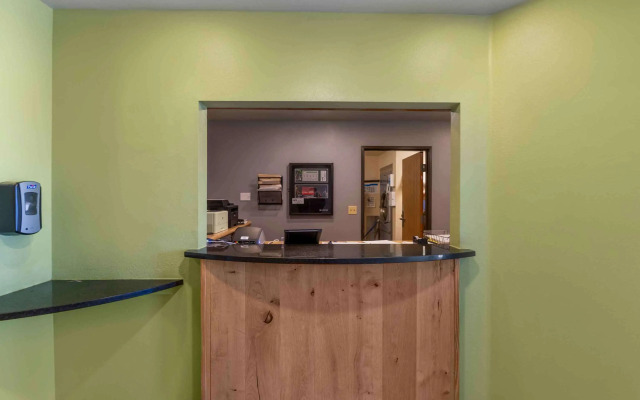 Extended Stay America Select Suites - Lubbock - South