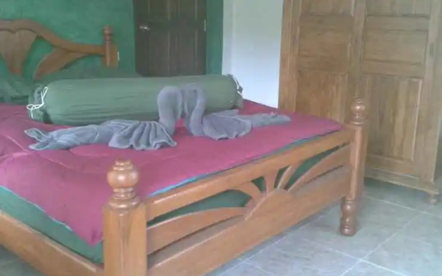 Nananuira Apartment and Room