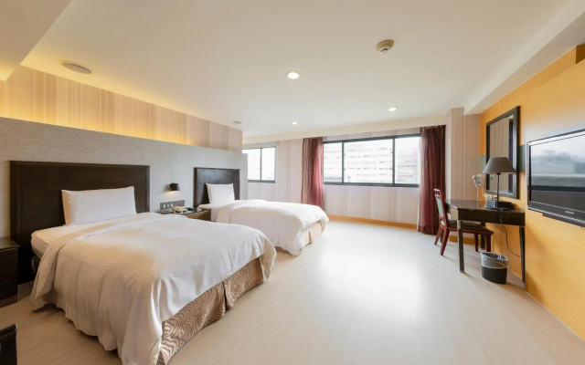Shihzuwan Hotel - Kaohsiung Station