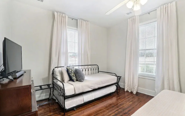 Gallery Stays - Low Country
