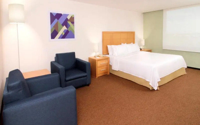 Holiday Inn Express Hotel & Suites Irapuato