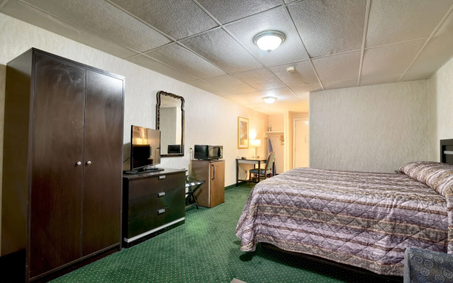 Roosevelt Inn and Suites Saratoga Springs