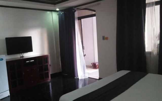 Patio Inn Hotel & Apartments