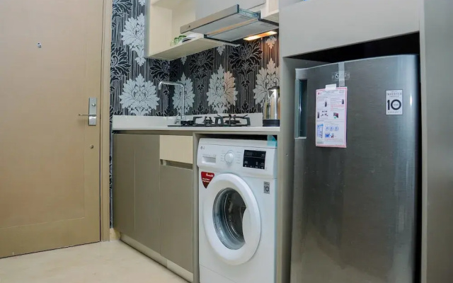 Best Price Studio Apartment at Gold Coast