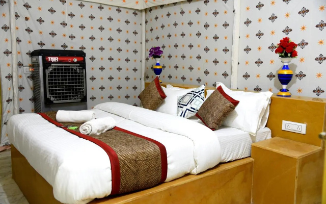 Desert Malra Camp