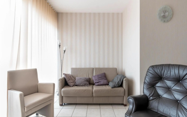 Snug apartment in Blankenberge with sea-views